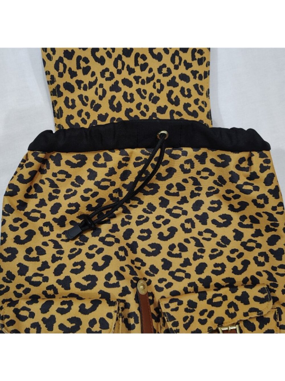 No Boundaries Cargo Backpack Leopard Print Yellow Black Magnetic Snap Pockets - Picture 4 of 16